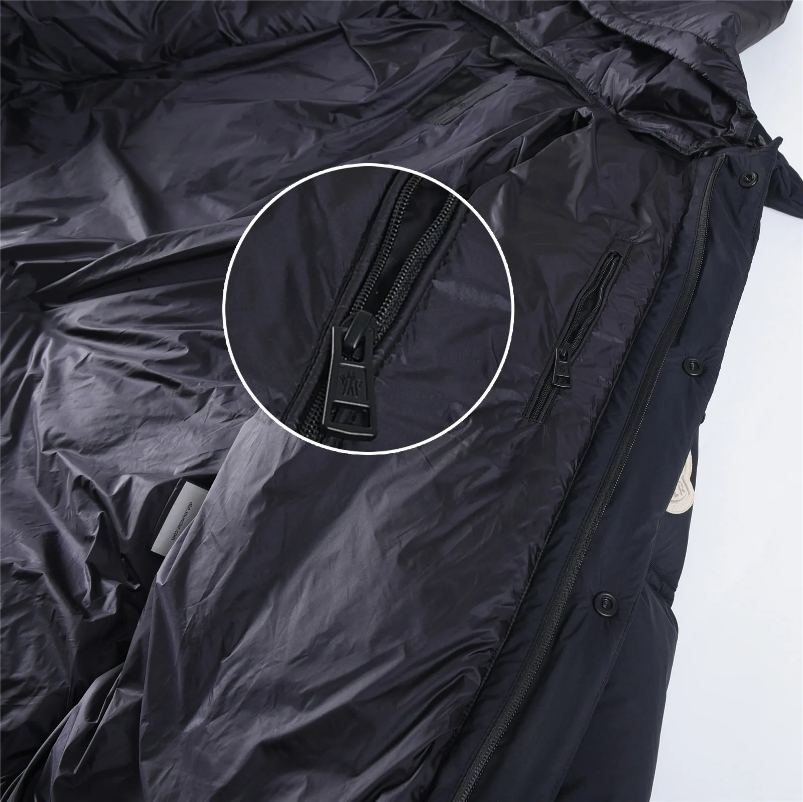 Authentic : 【Original 】 Moncler｜ / 25𝒔𝒔 Alize Same Style， ， Same Style#T 29# Size：12345 ：Black，Beige